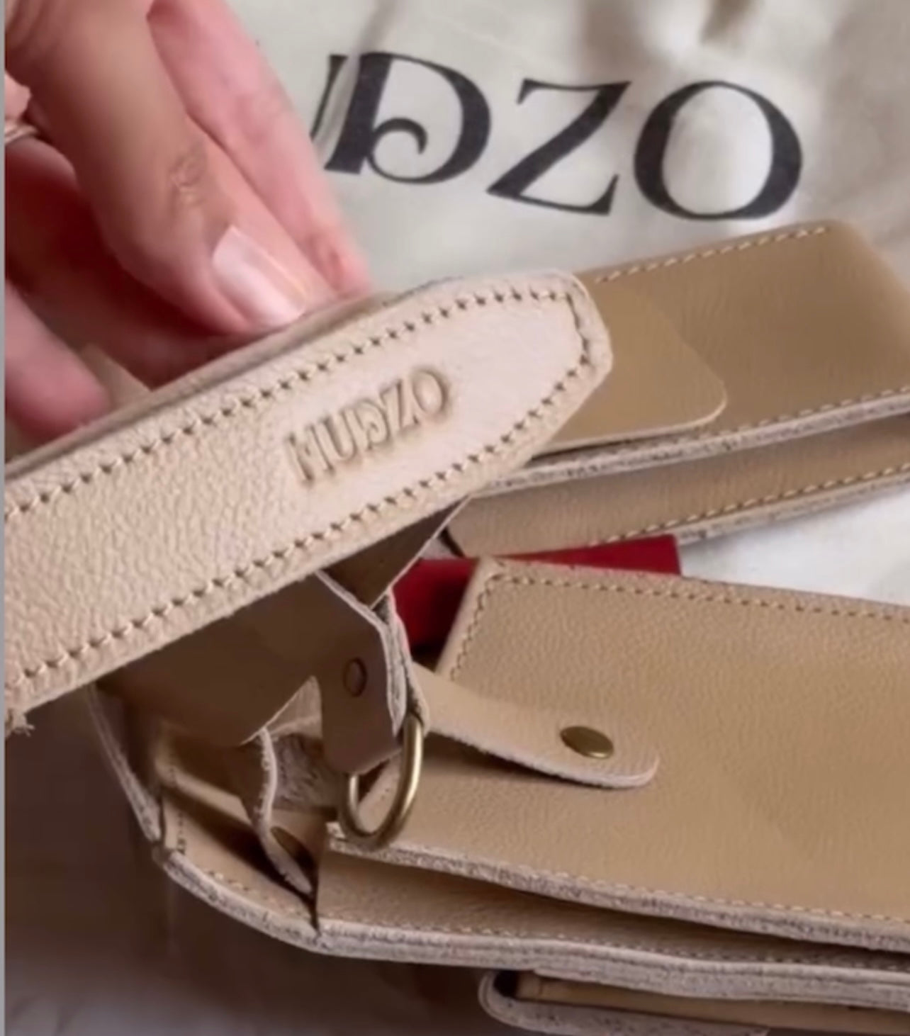 Hudzo handsfree essential beltbag- Beige - waterproof beige